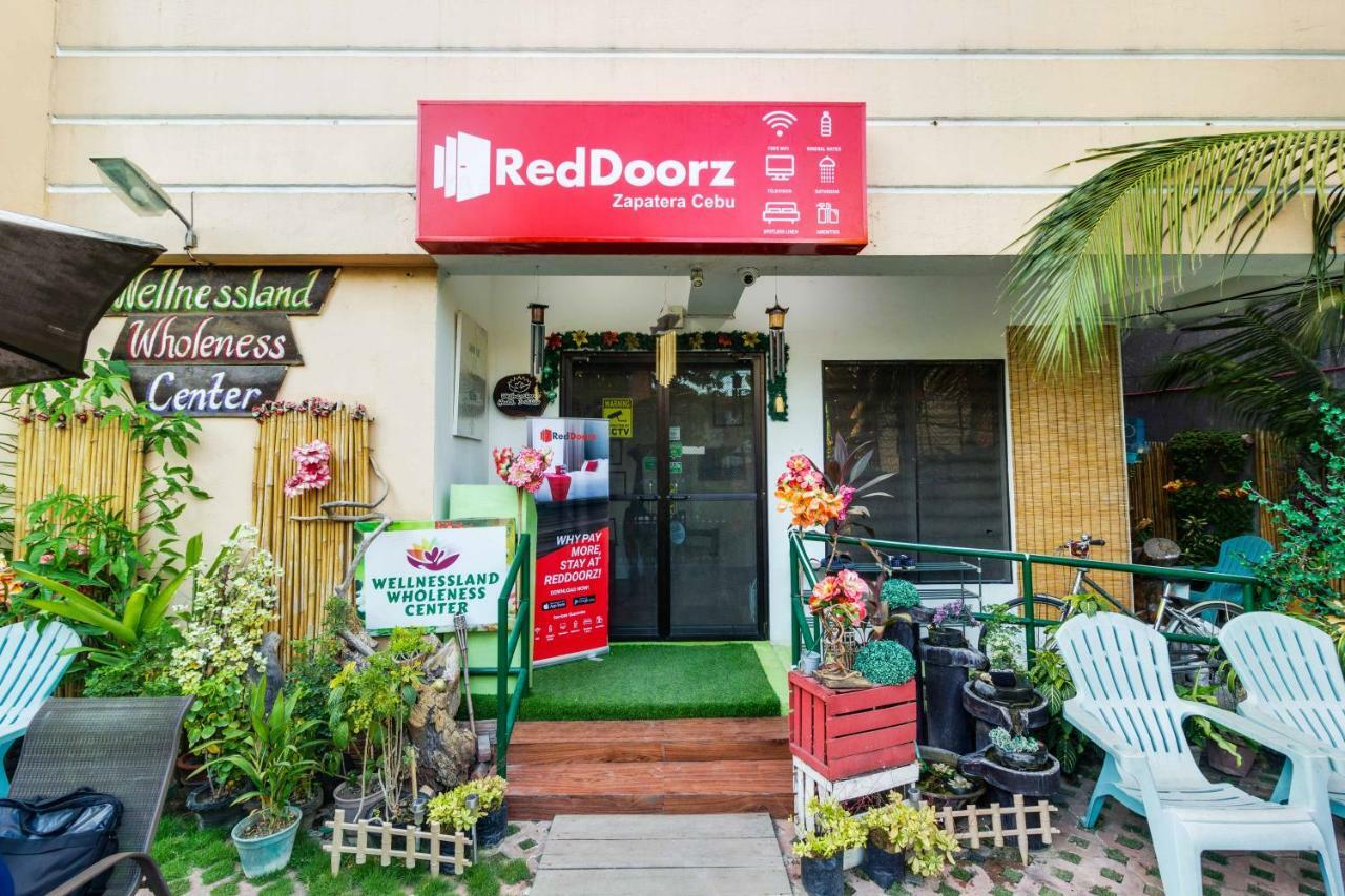 Reddoorz @ Zapatera Cebu Hotell Eksteriør bilde