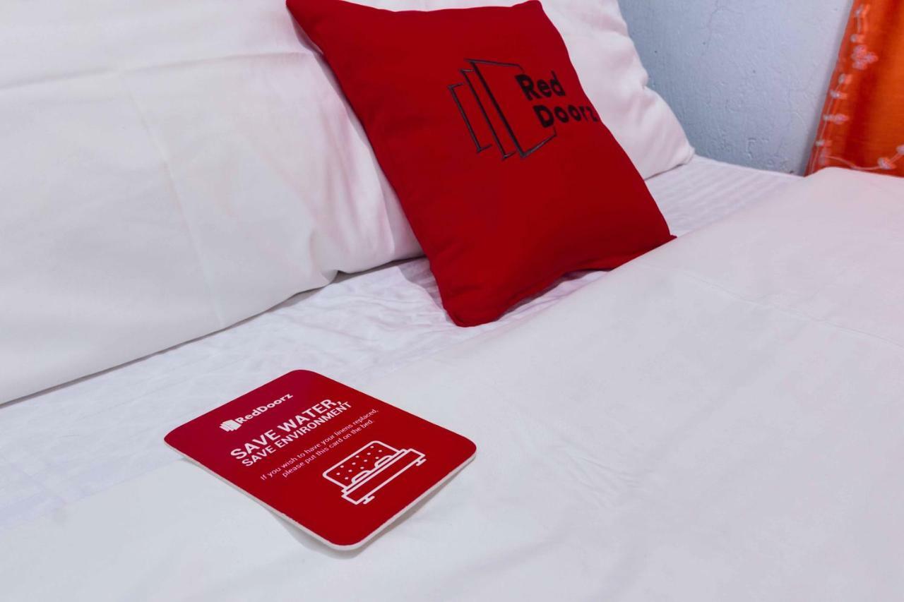 Reddoorz @ Zapatera Cebu Hotell Eksteriør bilde